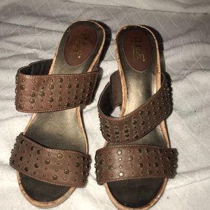 Brown wedges